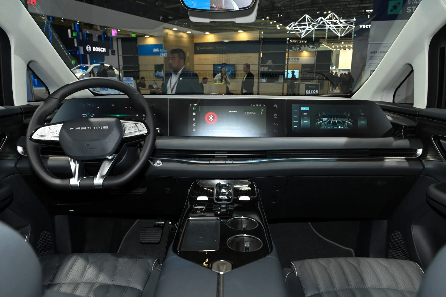 Dongfeng Forthing Wind Planet Ocean V9 - Hybride PHEV