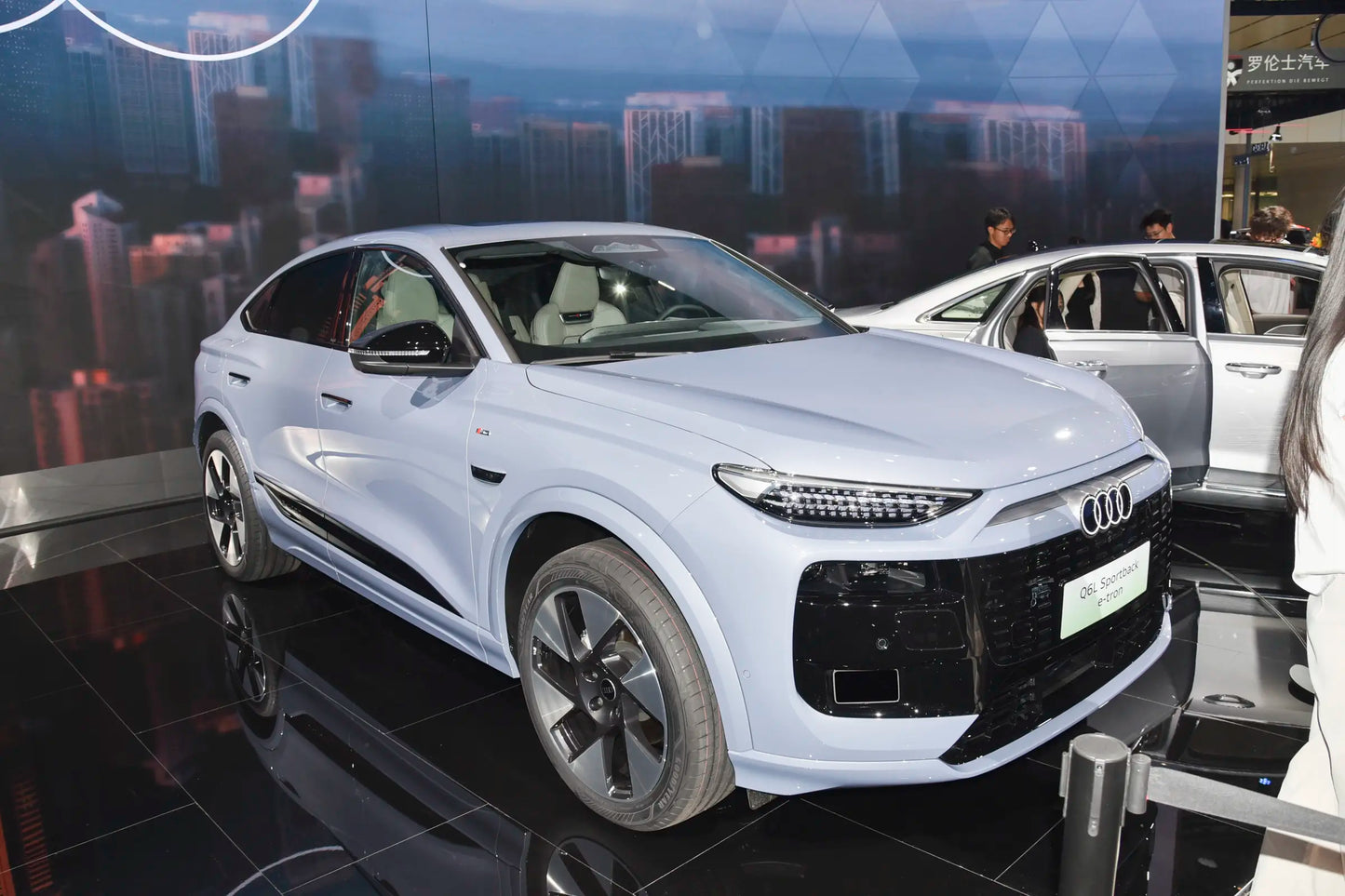 FAW-أودي Q6L سبورتباك e-tron