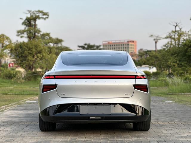 Certificated Pre-Owned XPENG P7 2023 586Eu20364172