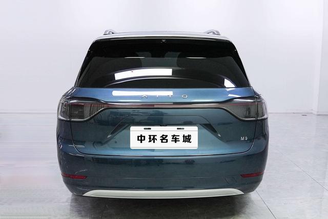 Certificated Pre-Owned Wenjie M9 2024 Extended-Range Ultra Six-Seater Edition -u22099589