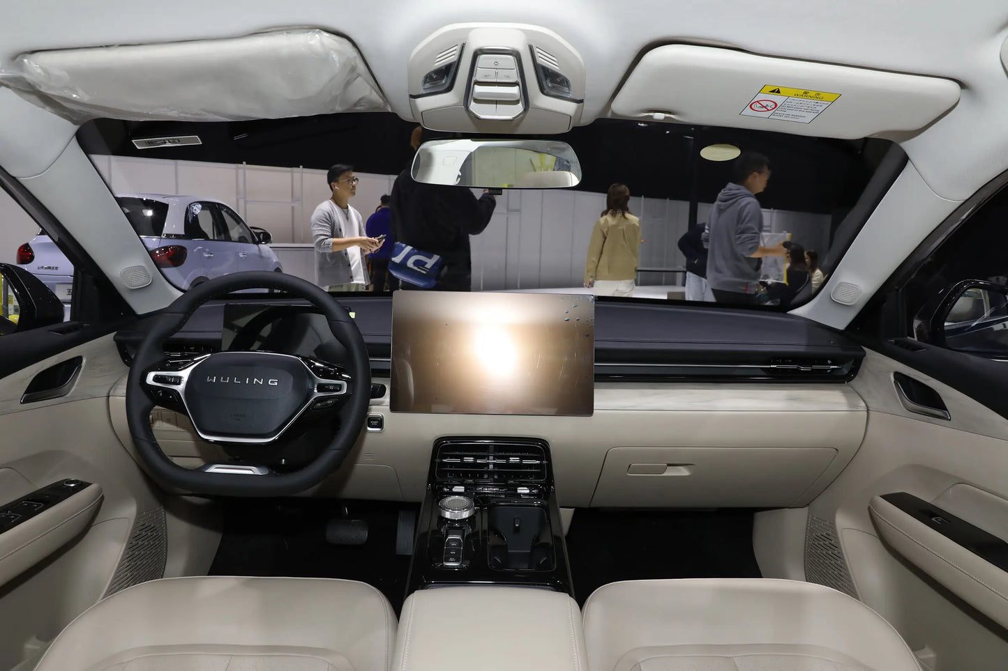 SAIC-GM-Wuling Wuling Starlight -Гибридный PHEV