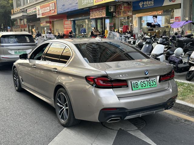 Certificated Pre-Owned BMW 5 Series PHEV 2022 Second Facelift 535Le Pioneer Edition M Sport Package -u22110570