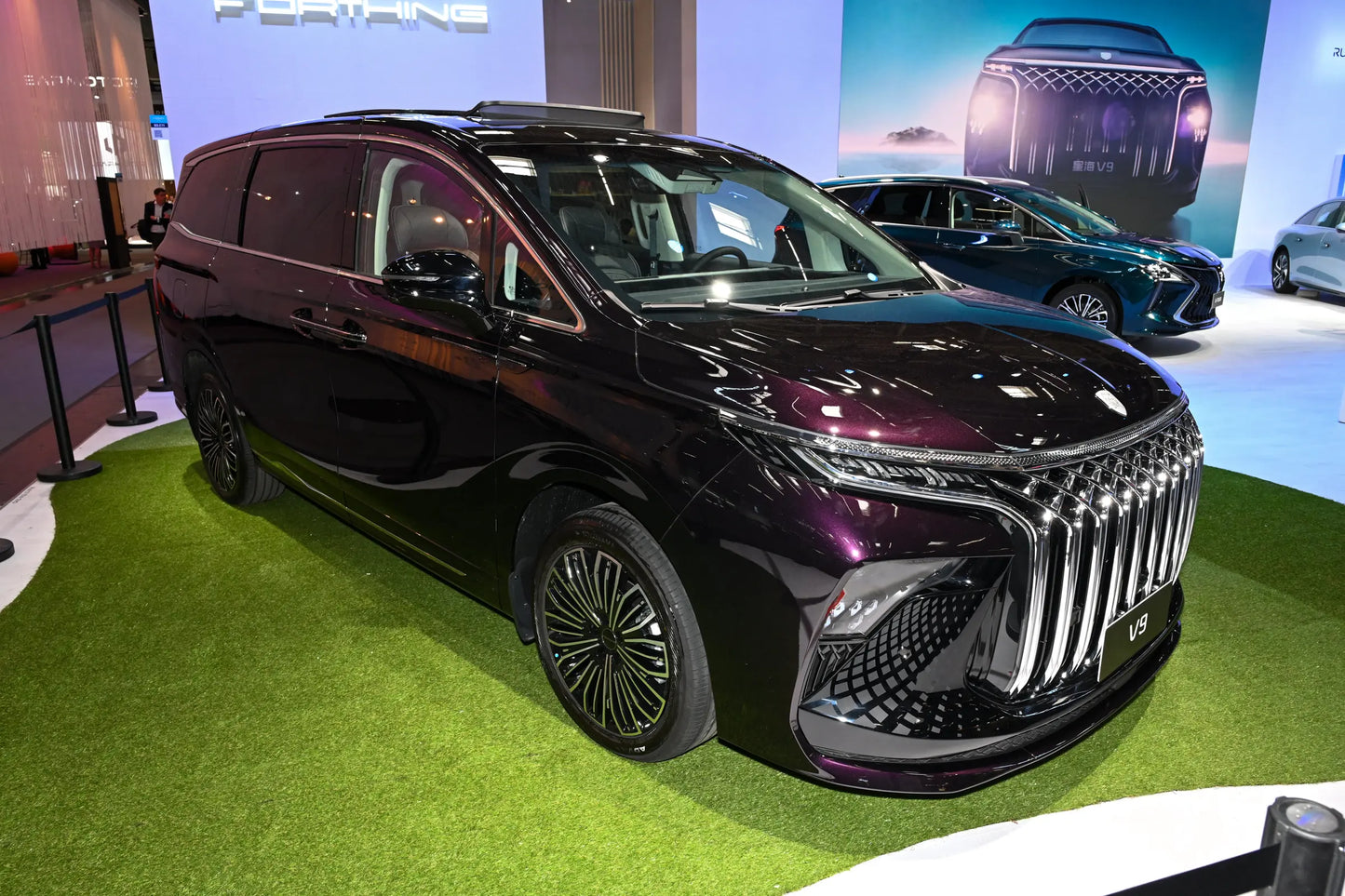 Dongfeng Forthing Wind Planet Ocean V9 - Hybride PHEV