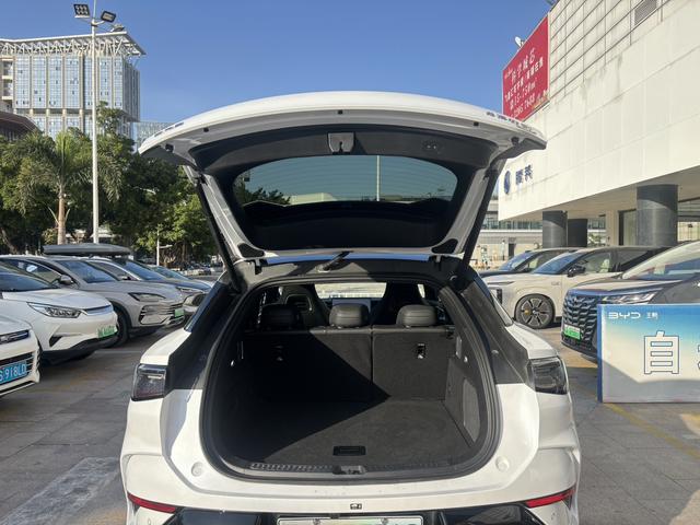 Pre-Owned BYD Sea Lion 07 EV 2025 Model 610 Intelligent Driving Version