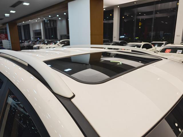 BYD Song DM 2017 1.5TID 4x4 permanent, édition Honor, d'occasion certifiée.