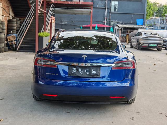 Pre-Owned Tesla Model S 2017 Model 75D Standard Range Version