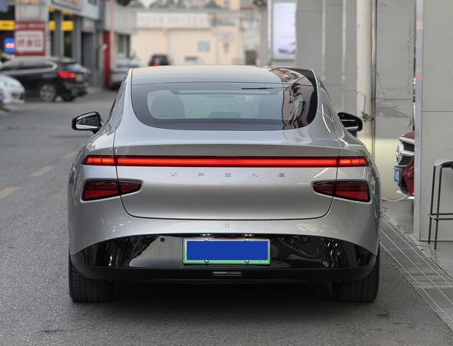 XPENG P7 2024 P7i 550 Pro-u22201176 معتمد مستعمل