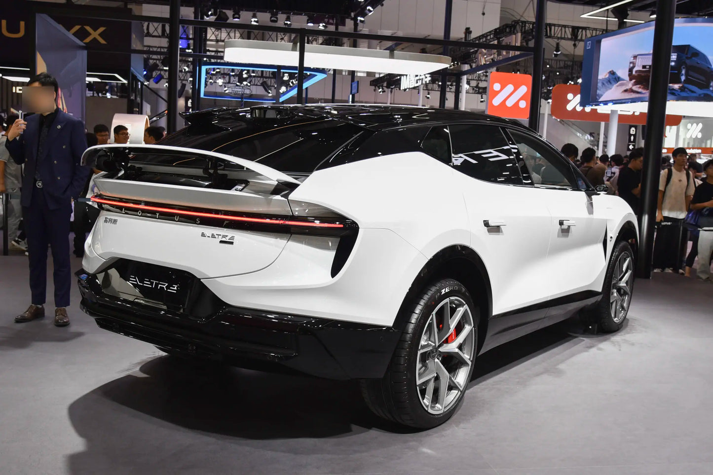Lotus Élètre