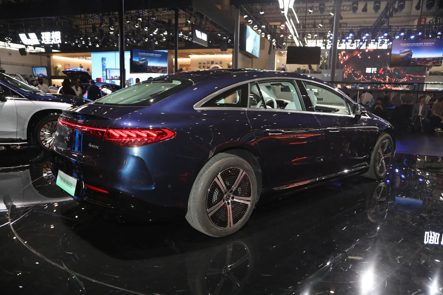 Mercedes-Benz EQS