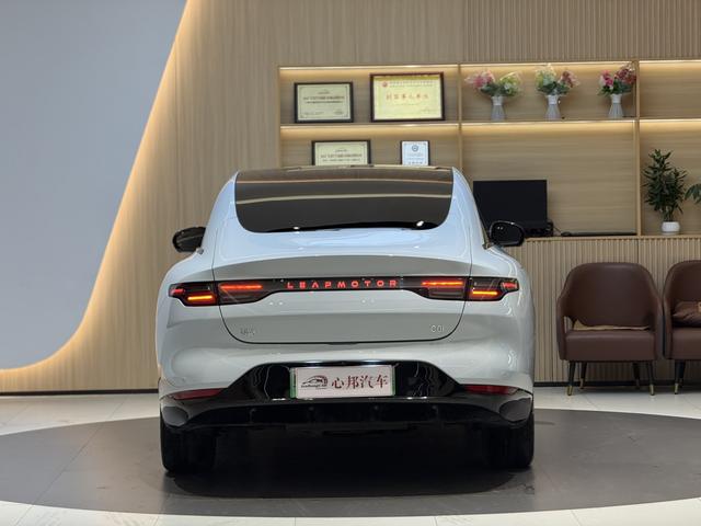 Certificated Pre-Owned Leapmotor C01 2023 Extended-Range 216 Comfort Edition -u22540440