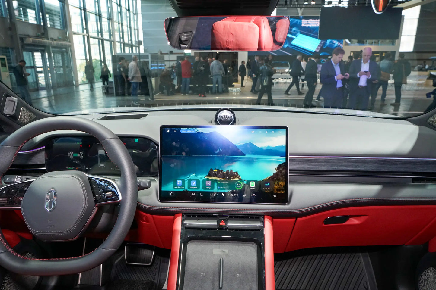 Seres Auto AITO M5-Hybride REEV