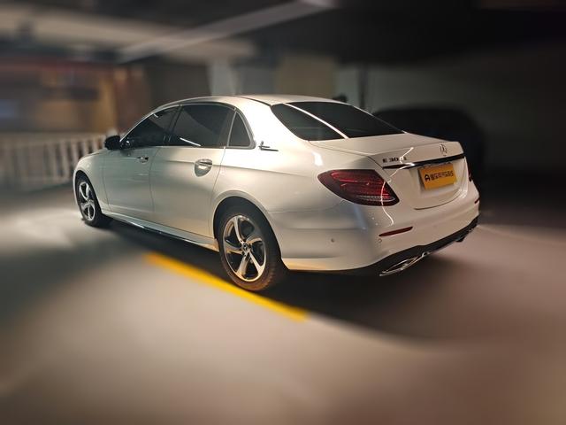 Certificated Pre-Owned Mercedes-Benz E-Class 2017 E 300 L Sporty Fashion Model - u22779472