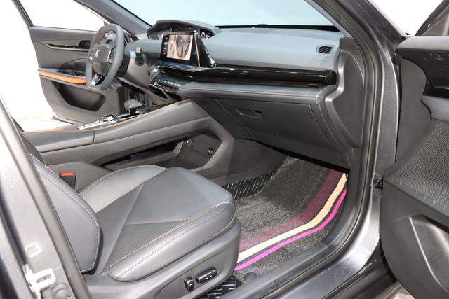 Certificated Pre-Owned Changan UNI-V Intelligent Electric iDD 2023 Edition, Intelligent Electric iDD 113km Fun and Smart Version (Speedy Edition) -u20858879