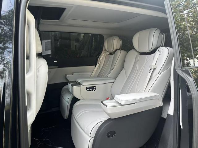 جهاز XPENG X9 2024 702 فائق المدى الاحترافي معتمد ومستعمل