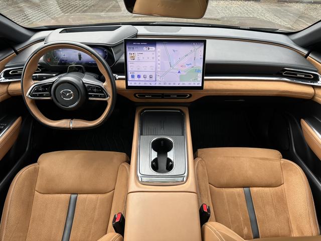 Certificated Pre-Owned Mazda EZ-6 2024 Extended Range 200 Premium Edition -u22134828