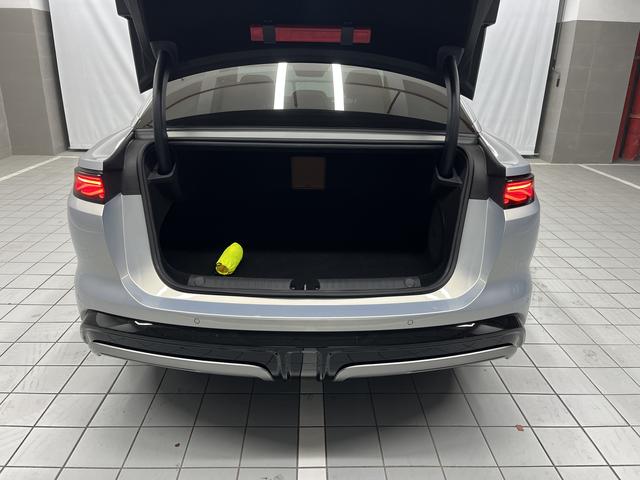 Certificated Pre-Owned BYD Han L EV 2025 Edition 601KM Four-wheel Drive Lidar Flagship Model -u22575824