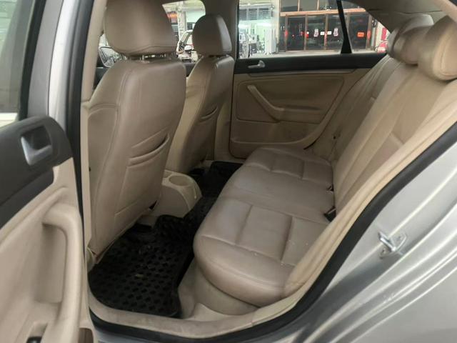 Certificated Pre-Owned FAW-Volkswagen Sagitar 2009 1.6L Automatic Comfort Edition - u21733400