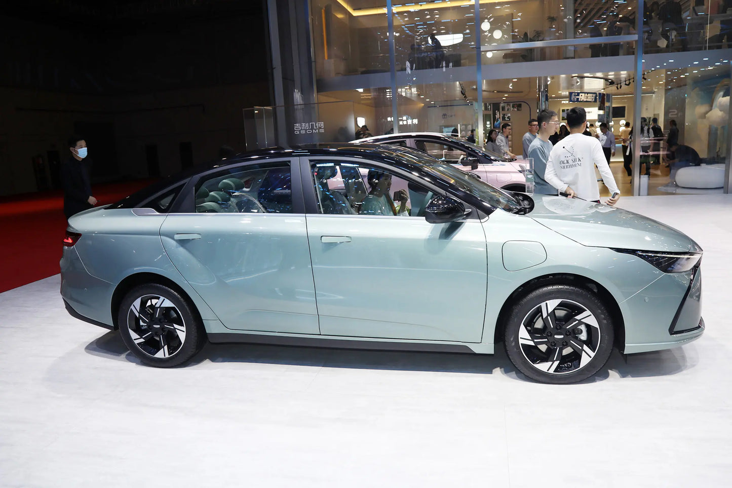 Geely Géométrie G6