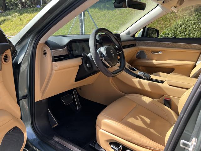 Pre-Owned AITO M5 2022 Extended-Range Four-Wheel Drive Performance Edition