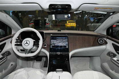 Pékin Benz EQE