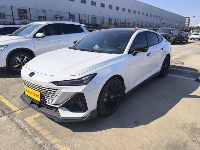 Certificated Pre-Owned Changan UNI-V 2023 1.5T Premium Edition - u22416539