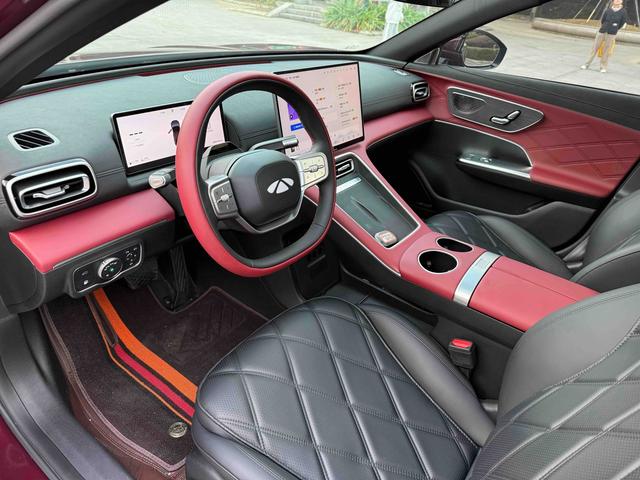 Certificated Pre-Owned Fengyun A9L 2025 4WD High-Energy Peak Edition -u22532479