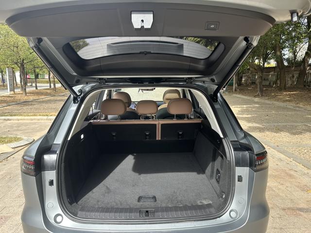 Certificated Pre-Owned Chery Tiggo 8L 2024 2.0T Automatic Premium Edition - u21783793