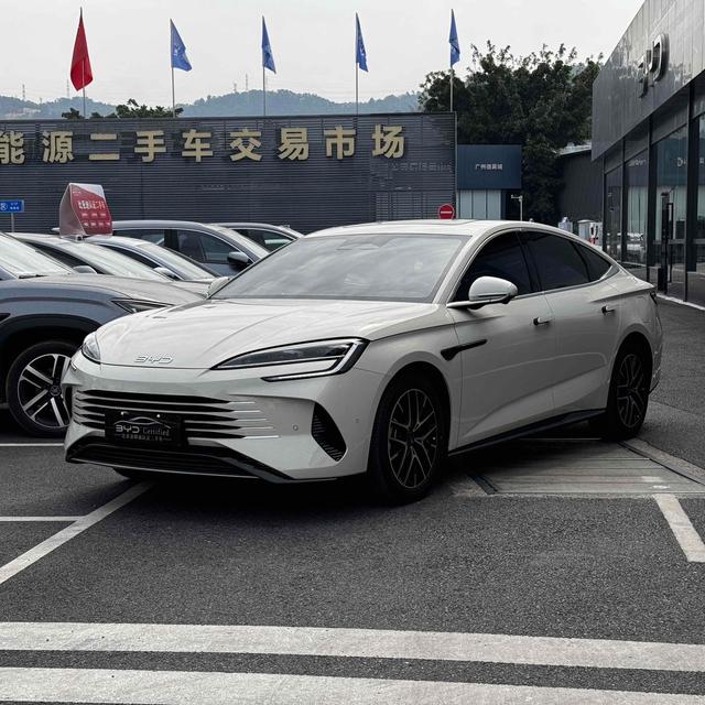 Certificated Pre-Owned BYD Seal 07DM 2025 Intelligent Driving Edition DM-i 125KM Premium Version -u21540427