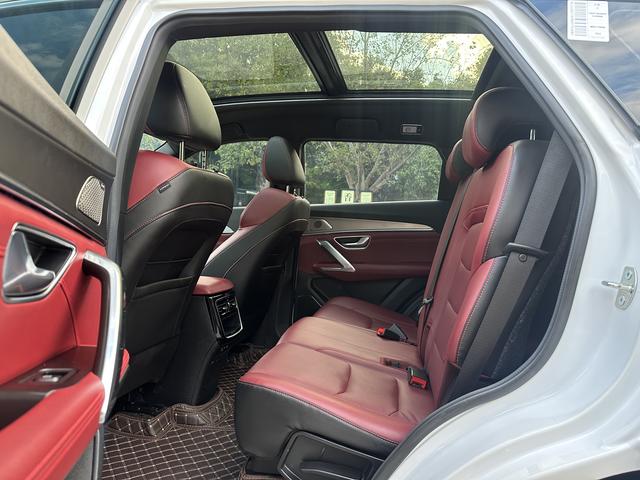 Certificated Pre-Owned Jetour X70 PLUS 2021 1.6T DCT Star 7-Seater - u21731585