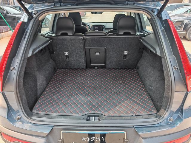 Certificated Used Volvo XC40 2020 T4 4WD Zhiyuan Luxury Edition