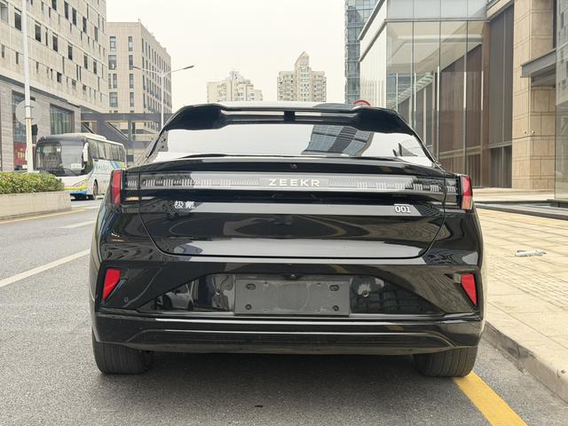 Certificated Pre-Owned ZEEKR 001 2025 WE Edition 95kWh Four-Wheel Drive -u22529360