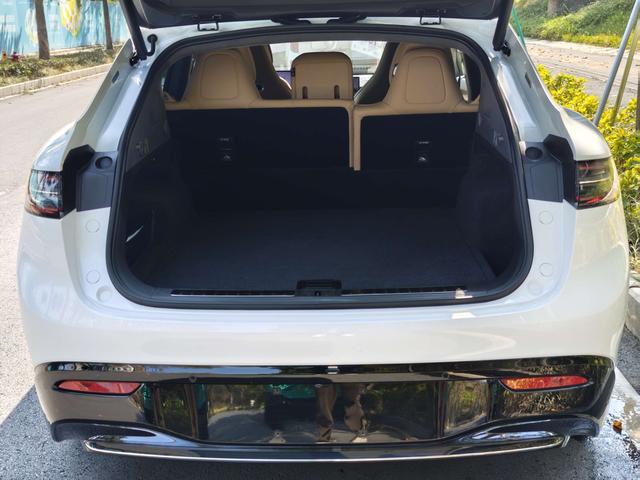 Certificated Pre-Owned Zhijie R7 2024 All-Electric 100kWh Ultra Four-Wheel Drive Version -u22583907