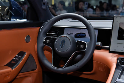 Seres Auto AITO M7-Hybride REEV