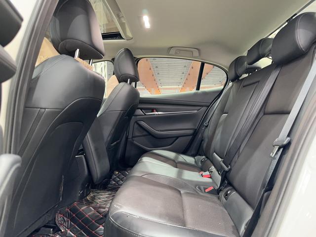 Certificated Pre-Owned Mazda 3 Axela 2021 2.0L Automatic Premium Edition - u22627338