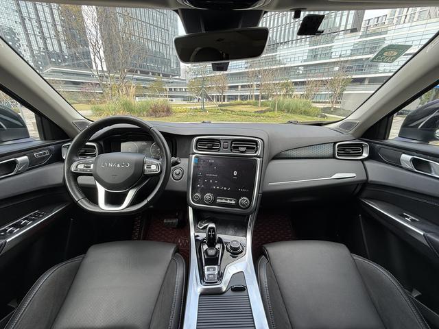 Certificated Pre-Owned Lynk & Co 01 EM-P 2019 1.5T Pro -u22681444