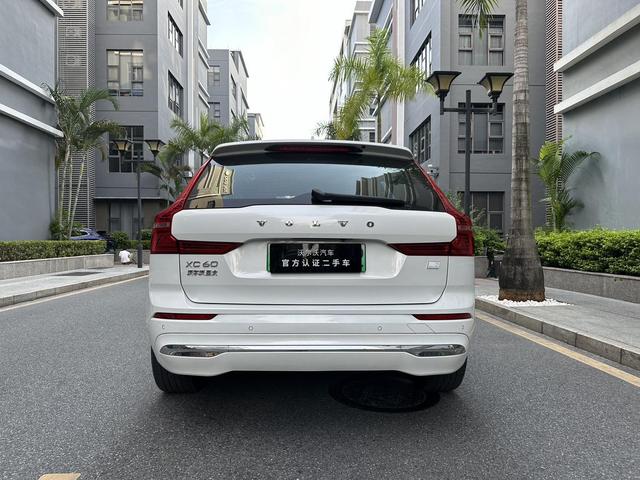 Certificated Pre-Owned Volvo XC60 PHEV 2025 T8 AWD Long Range Inscription Luxury Edition -u21603307