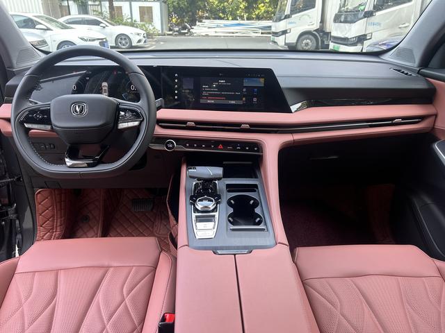 Certificated Pre-Owned Changan CS75 PLUS 2024 Third Generation Champion Edition 1.5T Automatic Intelligent Driving Powerful Navigation Model - u22569941