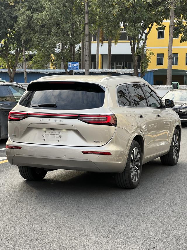 Certificated Pre-Owned Wenjie M7 2022 2WD Comfort Edition -u22697079