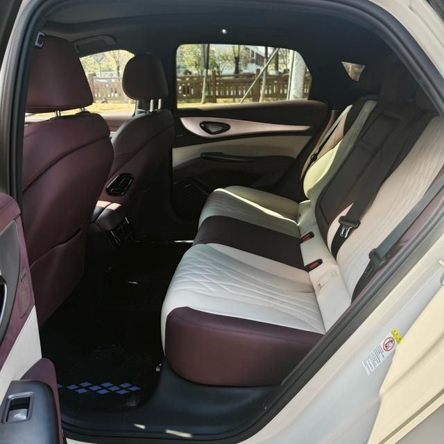 Certificated Pre-Owned BYD Seal 07DM 2025 Intelligent Driving Edition DM-i 125KM Flagship Model -u22657591