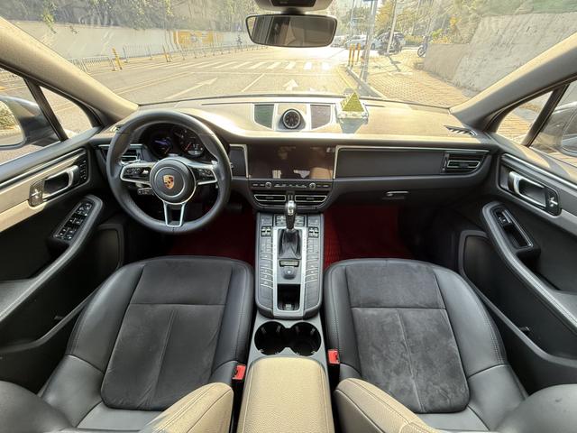 Certificated Pre-Owned 2018 Porsche Macan 2.0T - u22684978