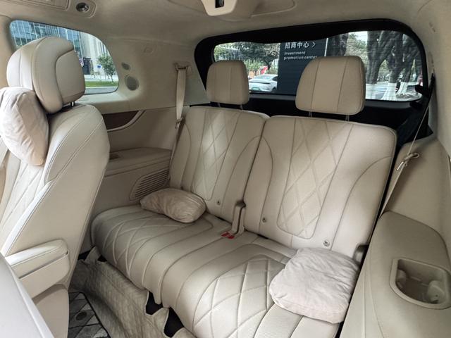 Certificated Pre-Owned Wenjie M9 2024 Extended-Range Ultra Six-Seater Version -u22543326