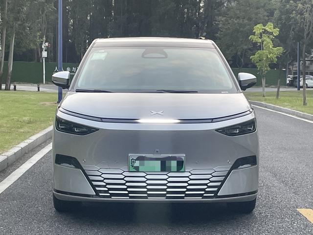 Certificated Pre-Owned XPENG X9 2024 702 Ultra Long Range Max-u21419794