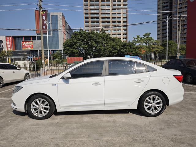 Certificated Used Roewe I5 2020 1.5L Automatic 4G Internet Linghao Edition