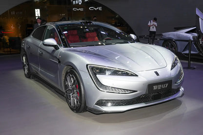 Yangwang regarde U7 - Hybride PHEV