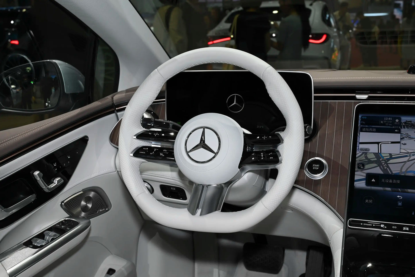 Pékin Benz EQE