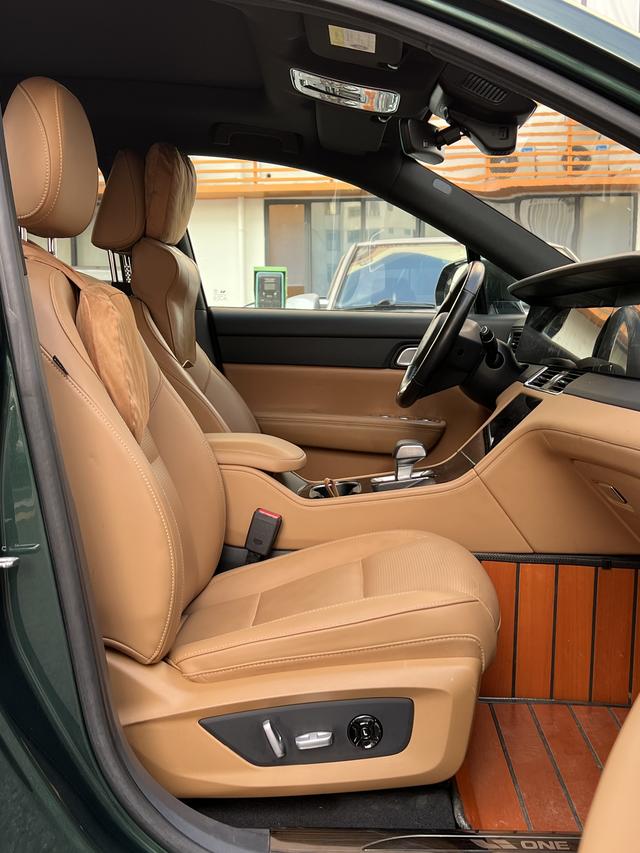 Pre-Owned Li Xiang ONE 2021 Extended Range 6-Seat Edition