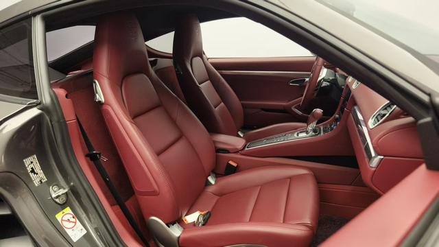 Certificated Pre-Owned Porsche 718 2023 Cayman 2.0T - u22761177