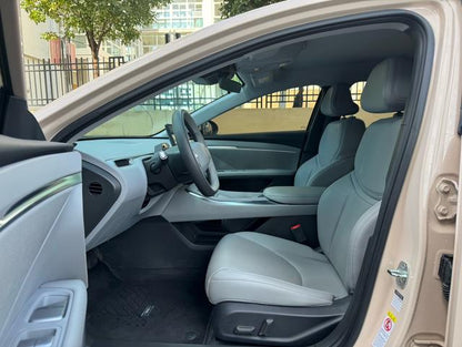 طائرة XPENG MONA M03 موديل 2024، إصدار فائق المدى 620، معتمدة ومستعملة - u22059116