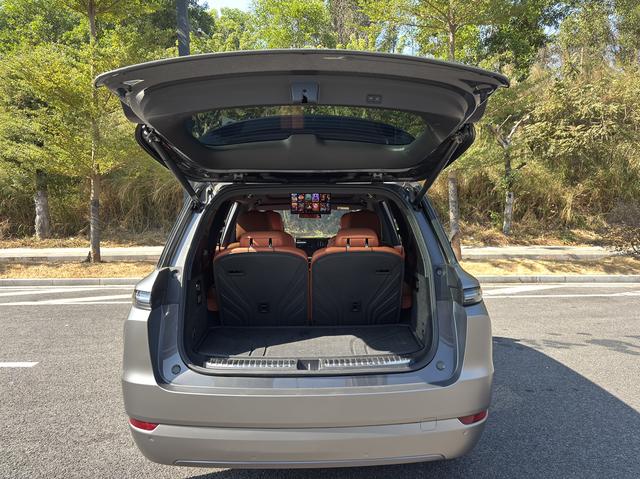 Certificated Pre-Owned Li Auto L9 2022 Max Edition -u22090267