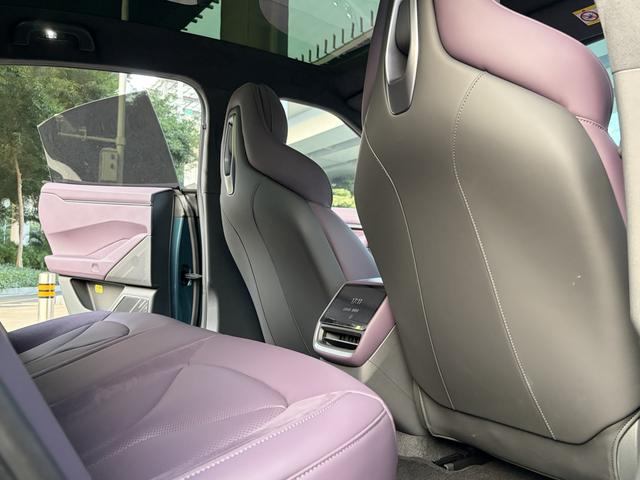 جهاز XPENG P7 2025 702 طويل المدى فائق الجودة معتمد ومستعمل